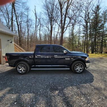 Photo 2 of 11 of 2017 RAM 1500 Longhorn