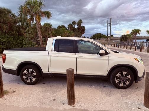 2017 Honda Ridgeline RTL-T