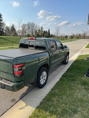 Green 2022 Nissan Frontier SV