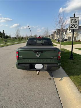 Green 2022 Nissan Frontier SV