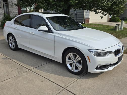 2016 BMW 328 i xDrive