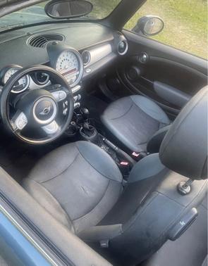 2009 MINI Cooper Base