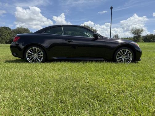 2012 INFINITI G37 Sport