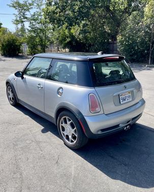 2005 MINI Cooper S Base
