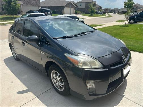 Gray 2010 Toyota Prius IV