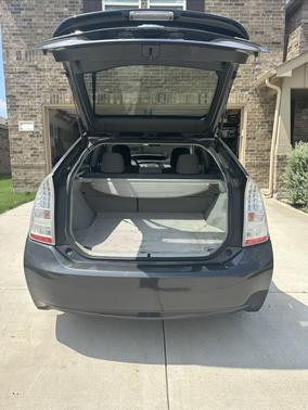 Gray 2010 Toyota Prius IV