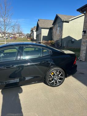 2023 Volvo S60 Recharge Plug-In Hybrid T8 Polestar Engineered