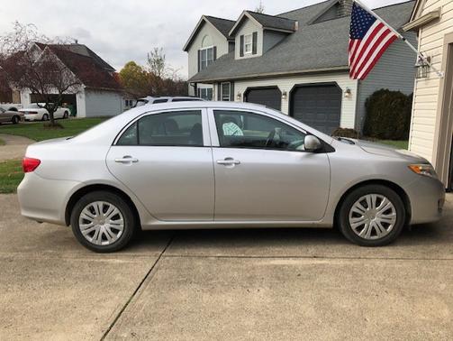 2010 Toyota Corolla LE