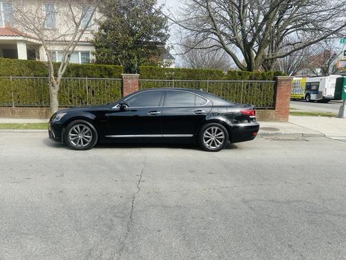 2016 Lexus LS 460 Base