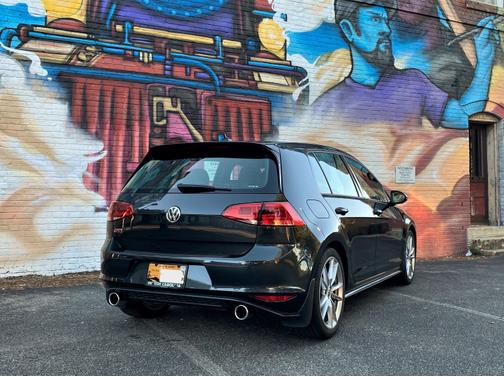 2017 Volkswagen Golf GTI Autobahn 4-Door