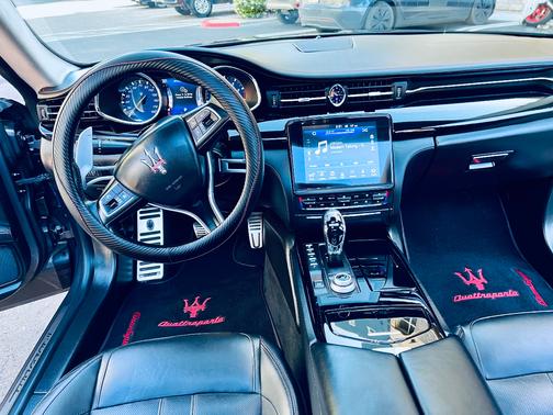 Gray 2017 Maserati Quattroporte S GranSport