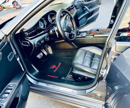 Gray 2017 Maserati Quattroporte S GranSport