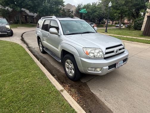 Silver 2004 Toyota 4Runner Limited V8