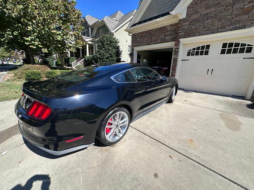 2016 Ford Mustang EcoBoost Premium