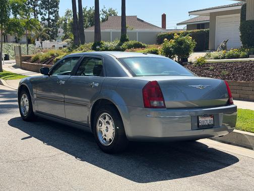 Gray 2006 Chrysler 300 Touring