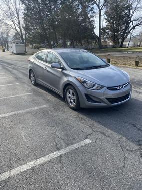 Silver 2015 Hyundai ELANTRA SE
