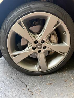 White 2022 Genesis GV80 2.5T