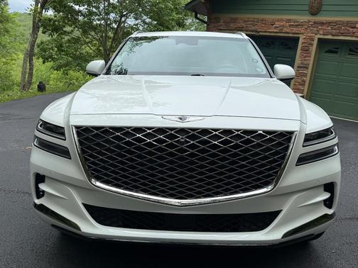 White 2022 Genesis GV80 2.5T