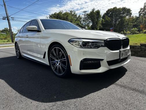 White 2020 BMW 540 i