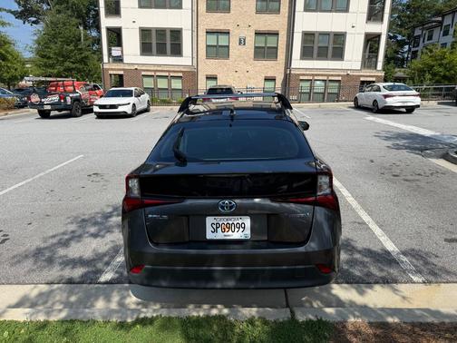 Gray 2022 Toyota Prius L