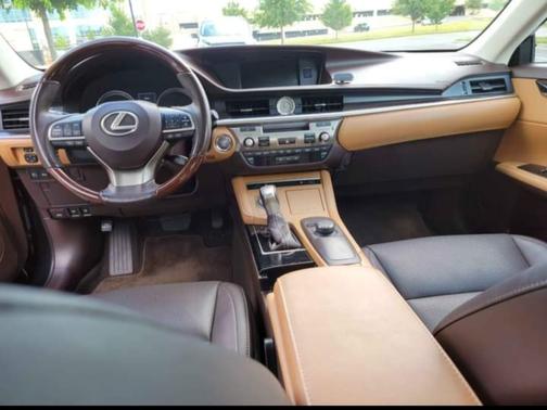 2018 Lexus ES 350 Base