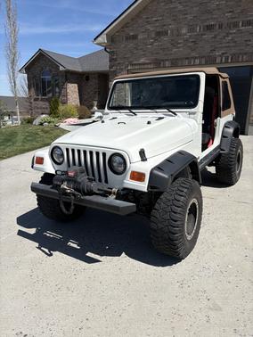 White 1997 Jeep Wrangler SE