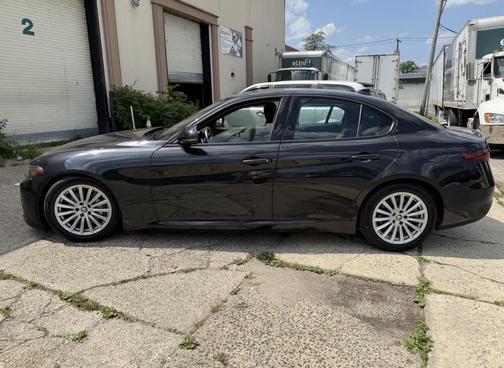 2022 Alfa Romeo Giulia Sprint