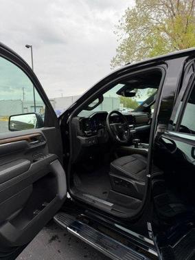 Black 2024 Chevrolet Silverado 1500 High Country