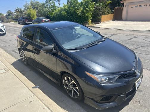 2017 Toyota Corolla iM Base