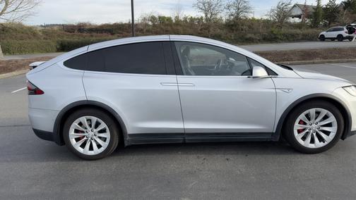 2016 Tesla Model X P90D