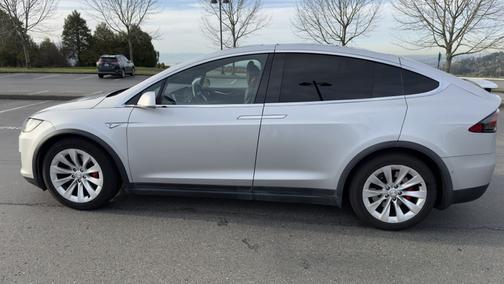 2016 Tesla Model X P90D
