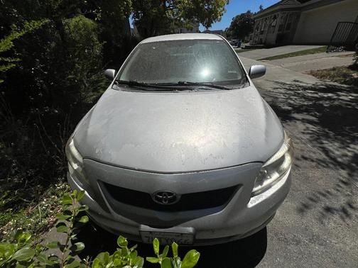 Gray 2010 Toyota Corolla LE