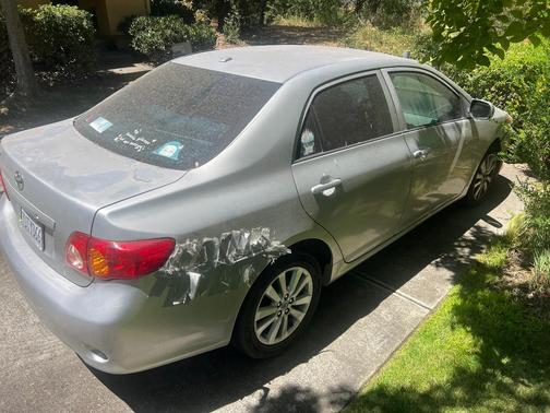 Gray 2010 Toyota Corolla LE