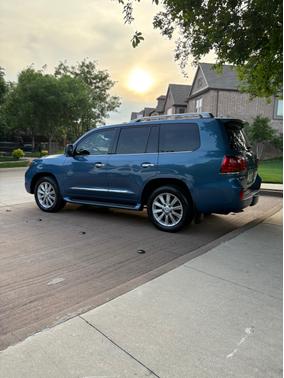 2009 Lexus LX 570 Base
