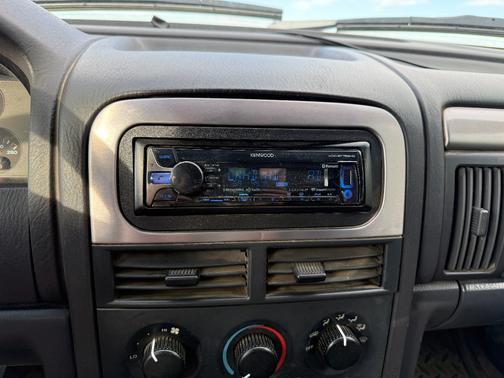 Black 2001 Jeep Grand Cherokee Laredo
