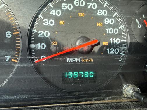 Black 2001 Jeep Grand Cherokee Laredo
