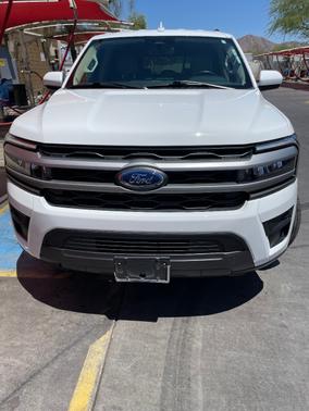 White 2024 Ford Expedition Max XLT