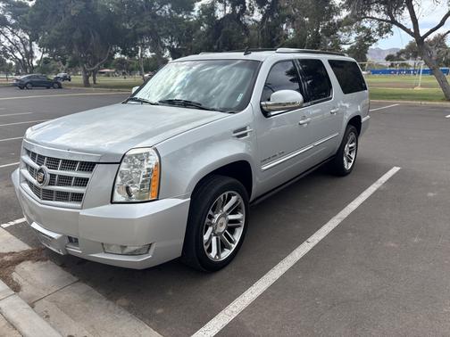 2014 Cadillac Escalade ESV Premium