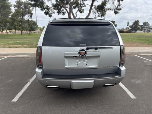 2014 Cadillac Escalade ESV Premium