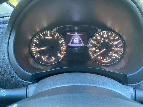 Black 2016 Nissan Altima 2.5 S