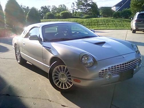 2004 Ford Thunderbird Deluxe