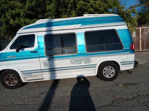 1994 Dodge Ram Wagon B250