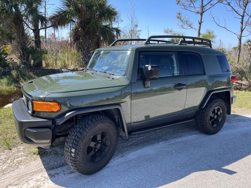 2011 Toyota FJ Cruiser Base