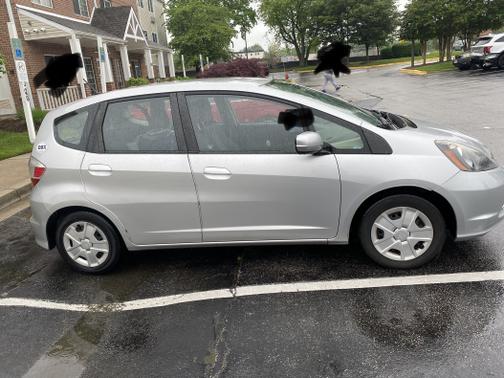 Photo 1 of 5 of 2013 Honda Fit Base