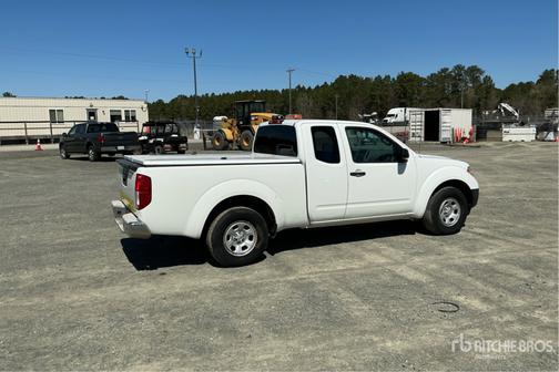 2015 Nissan Frontier S