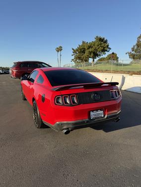2012 Ford Mustang V6