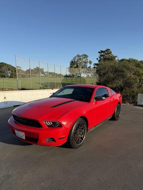 2012 Ford Mustang V6