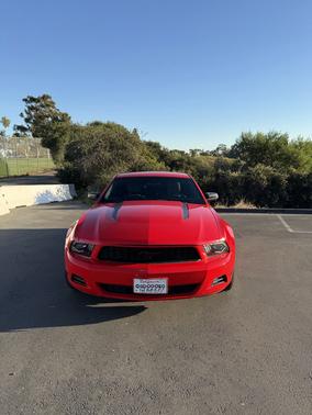 2012 Ford Mustang V6