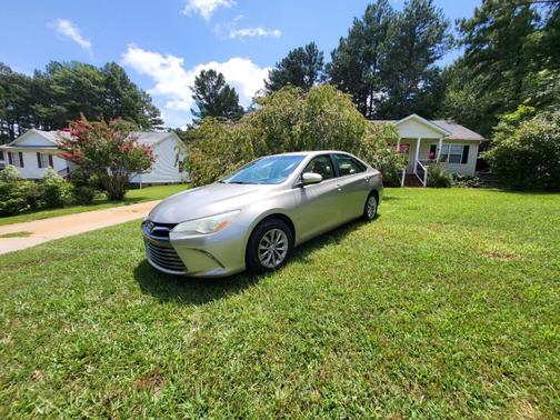 Beige 2016 Toyota Camry LE