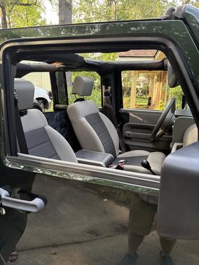 2010 Jeep Wrangler Unlimited Sport